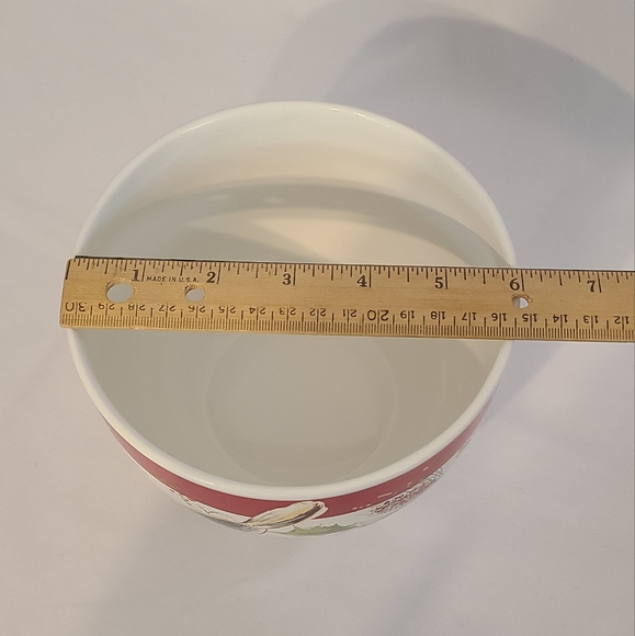 Lenox Winter Song Bird Large Bowl - Picture 6 of 6